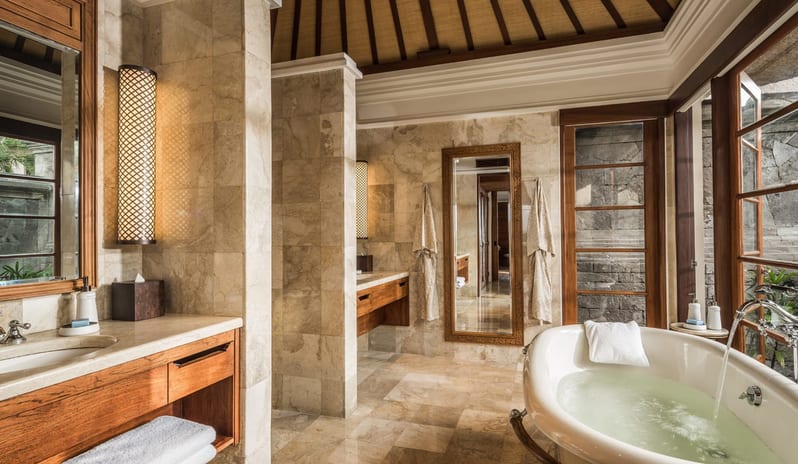 Four Seasons Jimbaran Bay - Two Bedroom Garden Villa Washroom